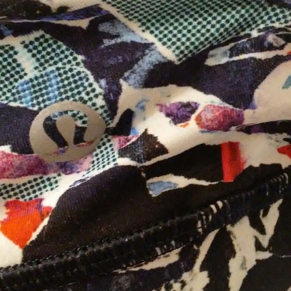 LULULEMON Free To Be Serene Sport Bra Size 8 - Picture 5 of 5